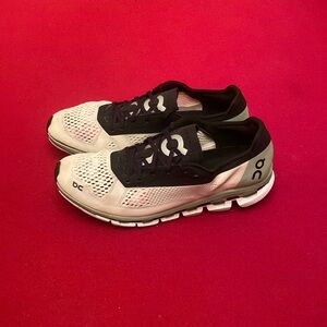 On Cloud Boom Size 10